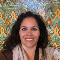 Edna Silva's Instagram, Twitter & Facebook