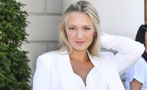 Pioruny, obfite deszcze, grad, a nawet trąby powietrzne, powodują ogromne szkody. Barbara Kurdej Szatan W Obcislej Sukience Gwiazda Zachwyca Figura Po Porodzie Boska Szolbiznes Maxxx News Rmf Maxxx