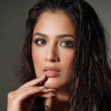 Preety Kaur (@preetypanesarofficial) • Threads, Say more