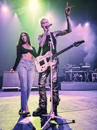 Machine gun kelly (musician) / age Megan Fox And Machine Gun Kelly S Complete Relationship Timeline