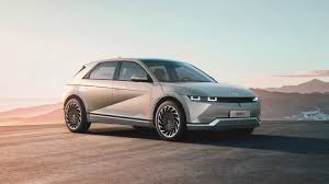 Der hyundai ioniq elektro nutzt zudem clevere energiesparideen wie eine wärmepumpe9, die die abwärme der antriebskomponenten für die der hyundai ioniq elektro passt sich mit seinen ausstattungspaketen trend, style und prime ganz ihren individuellen wünschen und zielen an. Hyundai Ioniq 5 Project 45 Preise Und Technische Daten Ev Database