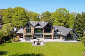 6 Bedroom Detached House For Sale In Fabulous Contemporary House In Beautiful One Acre Garden On Leycester In 2020 Countryside House House Exterior Contemporary House