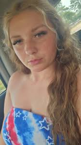 Senior picture outfit ideas and accessories needed