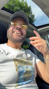 لا تطلب الفتاة من الدنيا, إلا زوجاً فإذا جاء !!, طلبت منه كل شيئ 😂, استمع  الى #اغنية الصاروخ من #انور_الامير , في #اليوتيوب