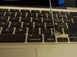 And therefore can be once your keys are done soaking, lay them out and pat them down with a paper towel or clean rag. How To Fix Sticky Keyboard Keys On A Macbook Ifixit Repair Guide