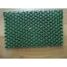 Keset kamar mandi anti selip ini dilengkapi dengan puluhan suction cup atau karet penyedot pada bagian belakangnya yang bergunan untuk memastikan mat tidak akan tergeser dan meleset ketika diinjak bahkan dilantai yang licin dan lembab sekaligus. Jual Keset Kamar Mandi Anti Licin 3m Entrap Type 3200 Hildan Fathoni Indonesia