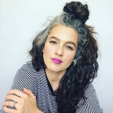 This Influencer Ditched Hair Dye And Embraced Her Silver Strands