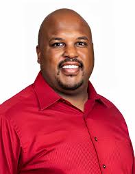 Demetrius Collins's Instagram, Twitter & Facebook