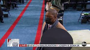 Eugene goodman, the capitol police officer who deterred rioters away from the senate chamber on jan. Zxw1 Nuxjrsmqm