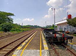 Maybe you would like to learn more about one of these? Mengenal Lebih Jauh Macam Macam Bahan Bantalan Rel Kereta Api Yang Ada Di Indonesia Yusron Sayoga