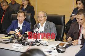 Rujukan contohnya 12345 adalah program 'deemed accredited' yang berdasarkan pengiktirafan yang diberikan oleh jabatan perkhidmatan awam (jpa). Kolej Kesihatan Awam Kuching Dipersiapkan Sebagai Pusat Kuarantin Kes Koronavirus Wuhan Jika Perlu Uggah Utusan Borneo Online