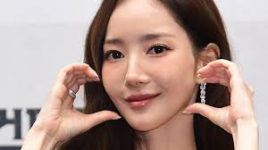 Can you pay off last week's humiliation? The San Francisco Giants will play  the final series of the ..