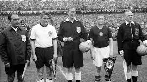 Fritz walter 1954 fifa world cup classic players. Sport Fussball Weltmeisterschaft 1954 Sport Gesellschaft Planet Wissen