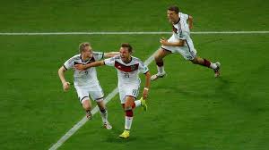 Mit Andre Schurrle Mario Gotze Wechselt Zuruck Zu Dortmund Promiflash De