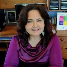 Hostos nació en una familia profundamente reliogiosa. En la que se leía la  biblia, se iba a la iglesia todos los domingos y se rezaba antes de ir a  dormir. Cultivando así,