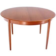Pin By Shelly Bruno On Dining Mid Century Modern Dining Table Round Mid Century Modern Coffee Table Mid Century Coffee Table