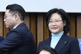 긴장 못 놓는 미국, 트럼프 탄핵안에 의원 180명 동참. íŒŒì¼ ì´ìˆ˜ì§„ì˜ì› Jpg ìœ„í‚¤ë°±ê³¼ ìš°ë¦¬ ëª¨ë'ì˜ ë°±ê³¼ì‚¬ì „