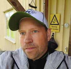 1:a majdemonstration i Sandviken 1981! Bilmärke?