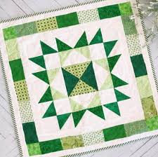 Scrappy Star Table Topper Quilt Pattern Sewing 4 Free In 2020 Quilts Stars Table Topper Quilted Table Toppers