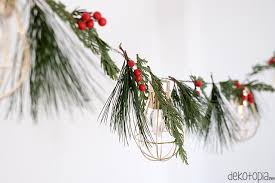 Nun geben sie die kugel(n) auf die zweige an den rand der laterne. Diynachten Weihnachtsdeko Mit Naturmaterial Dekotopia