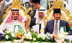 Kereta keluarga diraja brunei, mercedes benz s320. 5 Fakta Menarik Tentang Sultan Brunei Yang Memiliki Kekayaan Luar Biasa Dari Raja Arab Saudi