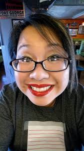 Look I did the other day tried using red lipstick 💄