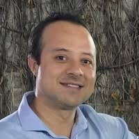 60+ perfiles de «Evert»