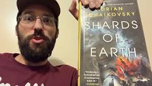 Amazon.com: Shards of Earth (The Final Architecture Book 1) eBook :  Tchaikovsky, Adrian: Kindle Store