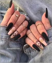 Juego de manicura de diseño. 155 Elegant Black Stiletto Nail Designs For Winter Holidays 86 Cynthiapina Me Stiletto Nails Designs Swag Nails Gel Nails