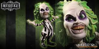 Continue to ebay london united kingdom £70.0 gbp living dead dolls presents showtime beetlejuice open but complete. Altro Bambole E Accessori Showtime Beetlejuice Mezco Living Dead Dolls Girolami Eu