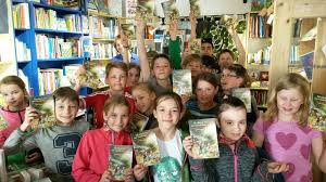 Rund 47.000 kinder erhalten dann dank der gleichnamigen initiative der stiftung lesen und weiterer partner ein buchgeschenk. Welttag Des Buches Am 23 04 2016 Hohenau Schule