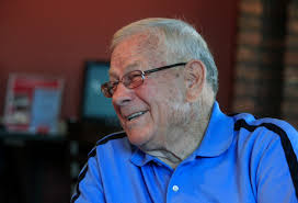 Jayhawks remember former KU baseball coach Floyd Temple