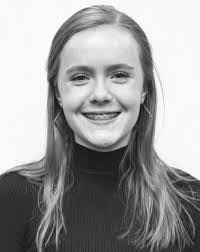 Aimee Menard's Instagram, Twitter & Facebook