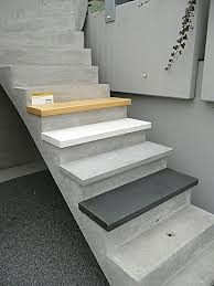 Treppenstufen Aus Beton Treppen Design Modern Aus Beton Treppe Betonoptik Begeben Sie Sich Auf Eine Karriere In Der In 2020 Treppenstufen Treppen Design Aussentreppe