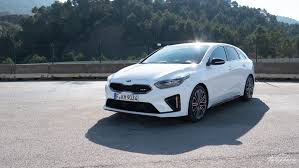Auch im innenraum verfolgt kia den betont sportlichen look , ohne hier bei der 2018 hat kia den dritten ceed vorgestellt. Alter Name Neue Ara Kia Proceed Gt Fahrbericht Autophorie De