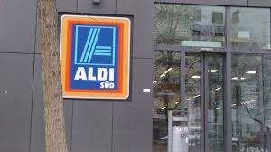Knebelvertrage Bei Aldi Kassiererin Berichtet Von Schockierender Ausbeutung Chip