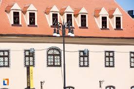 Judetul brasov harta judetului brasov din romania si lista cu orasele si localitatile din judetul brasov. Muzeul JudeÈean De Istorie BraÈov Obiective Turistice Brasov DeÈtepÈi Ro