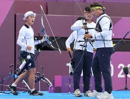 근데 내가 좀 무서운게 만약 남친을 사귀고 ㅅㅅ를 하면 거기에 중독되서 미칠까봐 그게 두려워서 소개를 안 받는것도 있고. Q6icjhyg3lcw9m