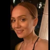 100+ perfiles de «Alannah»