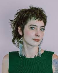 Emily Poley's Instagram, Twitter & Facebook