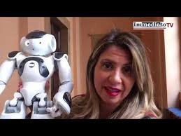 Ciao, sono NAO": ecco il robottino che parla e cammina. Aiuterà bimbi  autistici e con difficoltà sociali