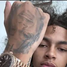 En İyi AI Sohbet Karakteri Natanael Ruben Monge Cano: Profilleri ve  Kullanıcı yorumlarını keşfedin