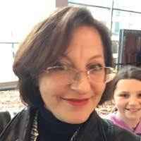 Julie Osier's Instagram, Twitter & Facebook