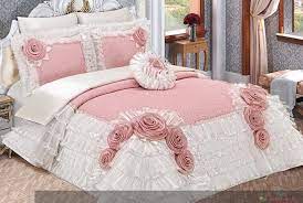 Yatak örtüleri arasında her zevke uygun modern ve kullanışlı bir model mutlaka var. 2020 En Guzel Yatak Ortusu Modelleri