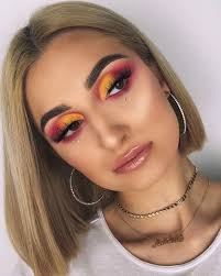24 Fall Makeup Trends Shockingly Wearable Makeup Looks For Fall Fall Makeup Makeup Trends Fall Makeup Trend