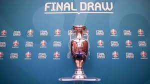 Euro 2020, tirage des groupes. Euro 2020 La France Tombe Dans Le Groupe De La Mort