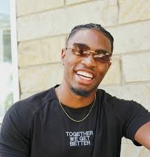 Brian Saulsberry's Instagram, Twitter & Facebook