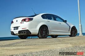 4 bolt / nut spoiler suits any holden / hsv with vf high wing spoiler. Hsv Gen F Clubsport R8 Sv Review Video Performancedrive
