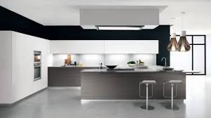 Italienische Kuchen Grifflose Fronten Touch Beleuchtung Ideen Moderne Kuche Kuchen Design Kuchendesign Modern