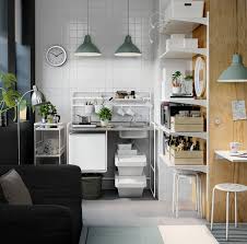 A diy ikea country kitchen for two berlin creatives ikea kitchen island hack : La Micro Cuisine D Ikea Sunnersta Idees Deco